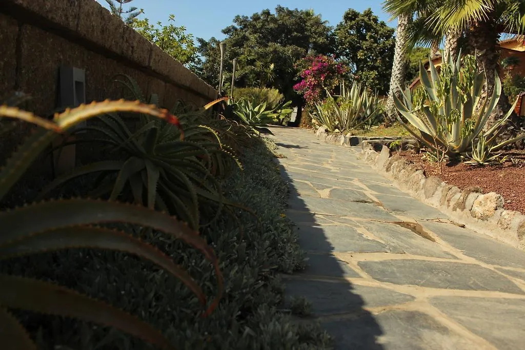 Casa Sevilla Finca Sanjuan, Playa San Juan ギア・デ・イソラ 0*,  スペイン