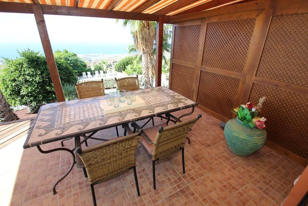 Casa Sevilla Finca Sanjuan, Playa San Juan ギア・デ・イソラ スペイン